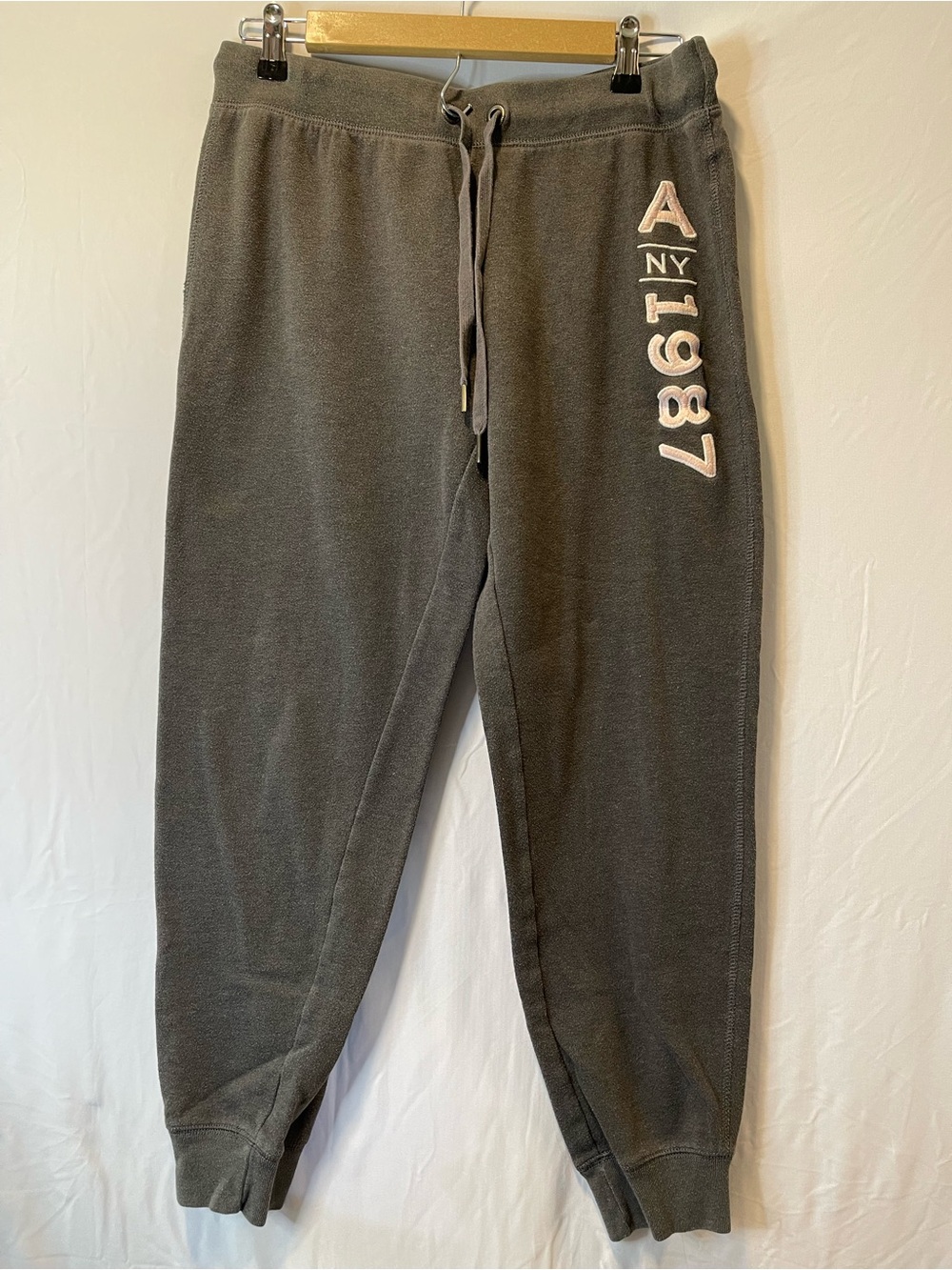 Gray Sweatpants with Side Embroidery - 1987 NY Accent